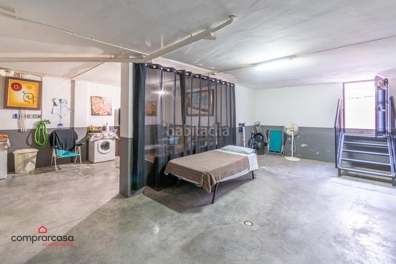 Foto d8db2c9e-4c79-4ede-bcbf-45719284e1a1. Casa adossada a calle calle de gloria fuertes a Belicena Vegas del Genil