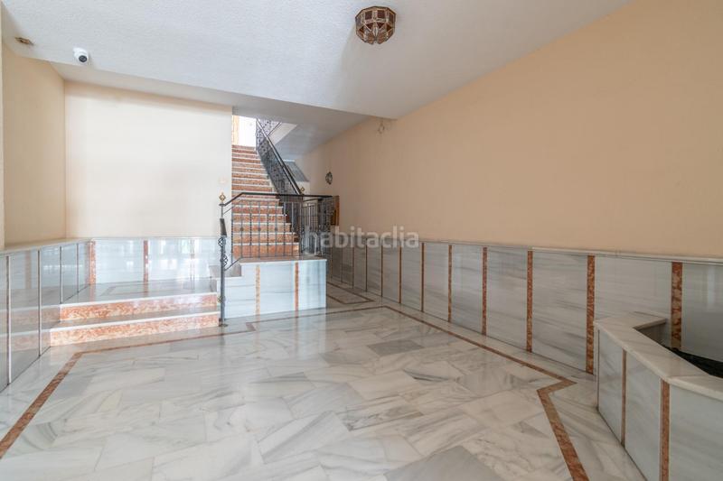 Foto 29c9c011-adab-4f26-a4af-b95b701c135a. Etagenwohnung mit heizung parking in Las Tres Cruces Armilla