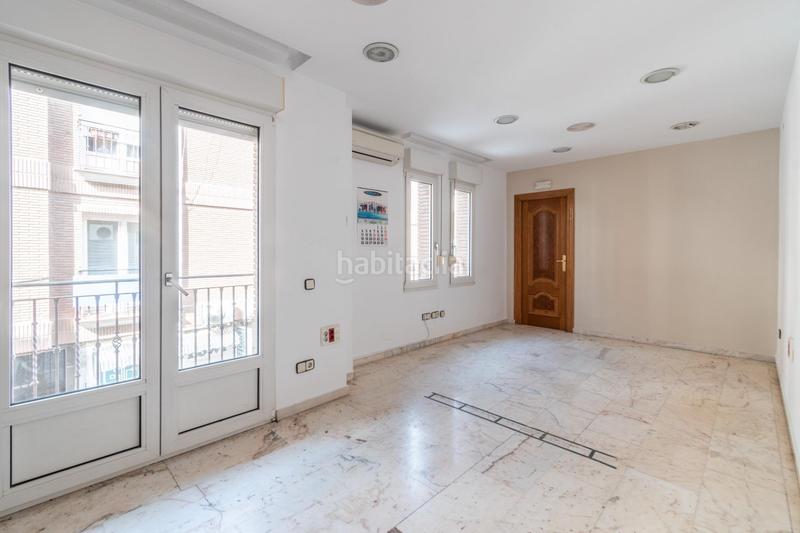 Foto 897ed30f-ce7c-4bee-897f-c076e773e5f6. Etagenwohnung mit heizung parking in Las Tres Cruces Armilla