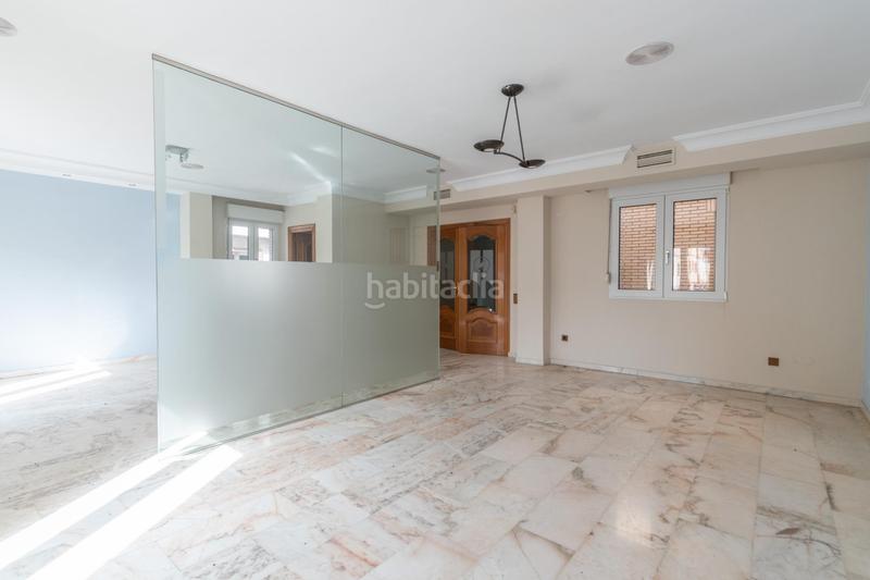 Foto c8a1c76d-55c1-4a9e-91ca-8e7e4a8d52cd. Etagenwohnung mit heizung parking in Las Tres Cruces Armilla