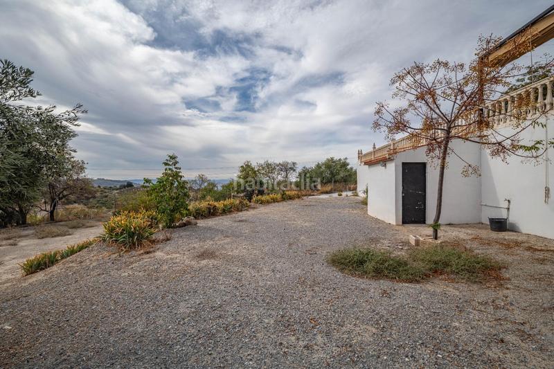 Foto b31c1ff5-aaf3-4646-bf36-e3db3e4f3e1c. Xalet amb aparcament a Alfacar