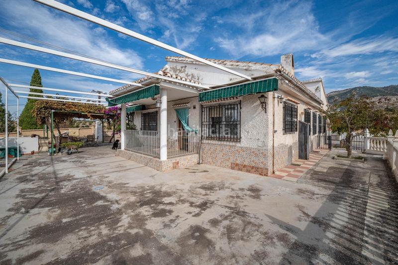 Foto d1dee9c4-e20a-4ed1-a033-f94288ed367f. Xalet amb aparcament a Alfacar