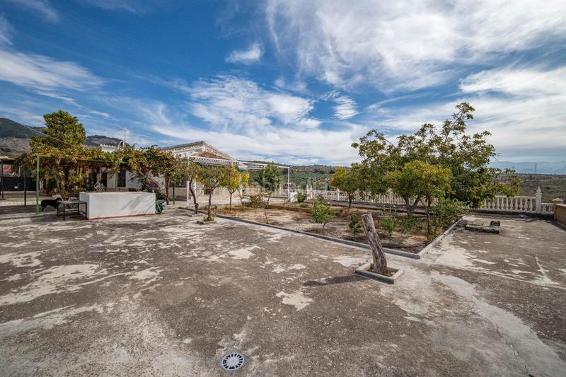 Foto d70e0fc1-d2cd-4e9b-b9f9-b476f7705a8c. Xalet amb aparcament a Alfacar