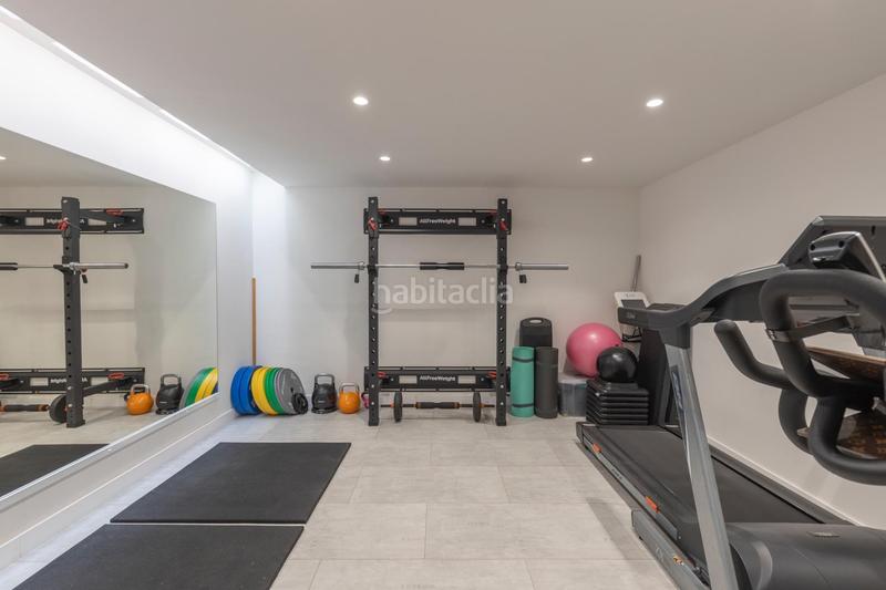 Foto f7e5698c-4f99-4265-8140-75a4718d06ce. Casa aparellada amb aparcament a Santa Fe