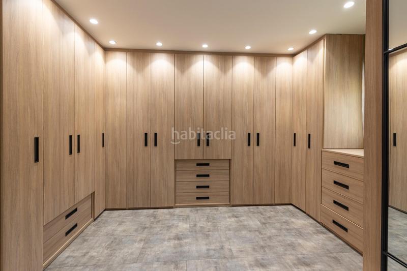 Foto fc76165a-01e2-47dc-b3df-0fc6fe12207b. Casa aparellada amb aparcament a Santa Fe