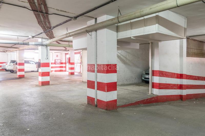 Foto 2432a19b-57b5-4d44-934d-b21e39f34a1c. Flat with parking in Barrio de Zaidín Granada