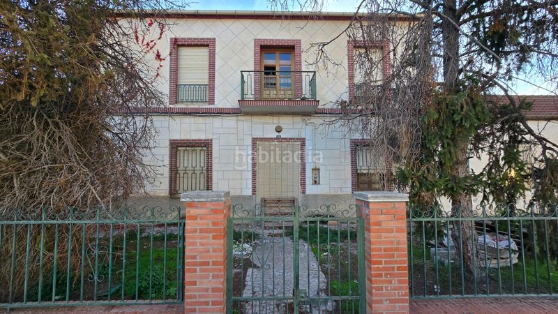 Foto 37af2680-f00f-466b-a2eb-26d78800f260. House in calle pablo picasso 32 in Cúllar Vega