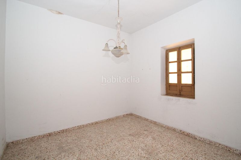 Foto 79c1fb99-9293-4a5e-aad1-4fe0bb87b1ad. House in calle pablo picasso 32 in Cúllar Vega