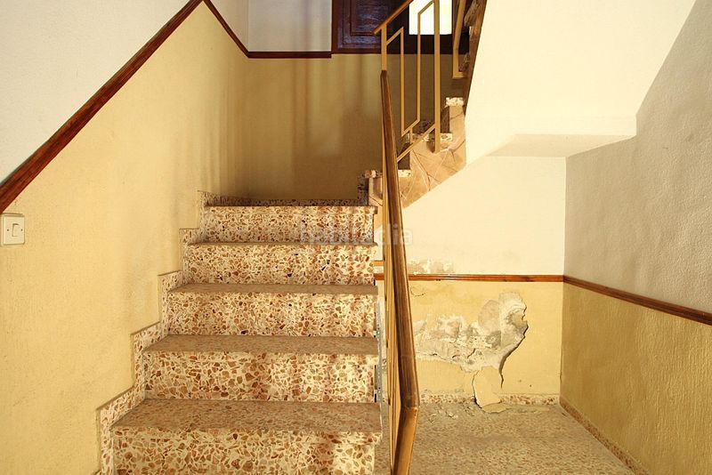 Foto b78b837c-0300-404e-a2ae-c0fbfb497300. House in calle pablo picasso 32 in Cúllar Vega