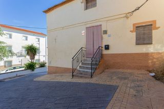Country house  Plaza meson. Casa para reformar o construir desde cero en escuzar