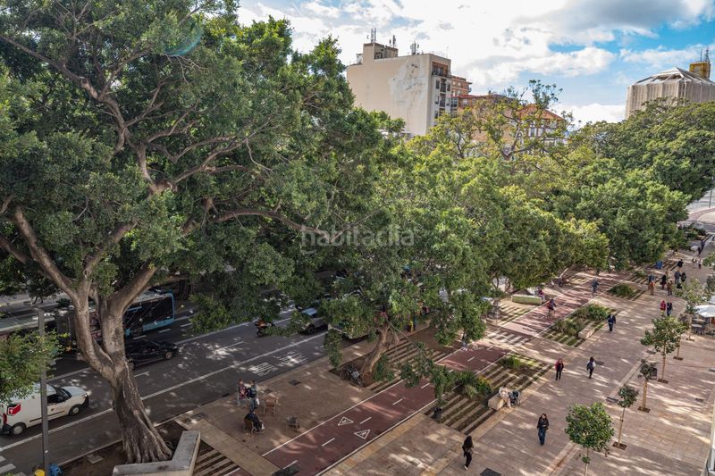 Foto 2c760f36-42ae-4e4d-aacf-afb6b44c5178. Pis amb aparcament a Centro Histórico Málaga