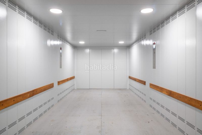 Foto b418a102-4c9f-4266-aa20-33a4f46f82a1. Pis amb aparcament a Centro Histórico Málaga