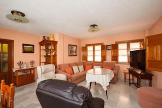 Chalet  Calle aracena. Chalet independiente con piscina en híjar, las gabias