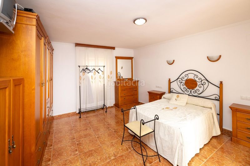 Foto 0d22a55e-19d9-41e1-b622-69bf260b9b2f. Edifici a Alamedilla