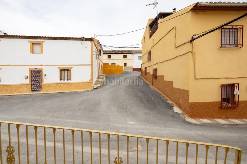 Foto ba86a98d-4608-4b3f-adfe-cdf5396df668. Edifici a Alamedilla