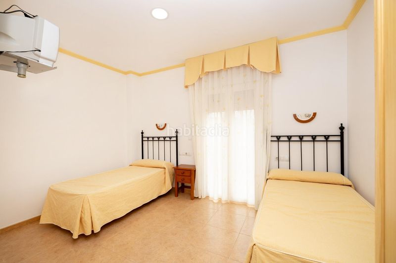 Foto e5f821b3-edf7-458c-8ac9-5a5e6a6eb446. Edifici a Alamedilla
