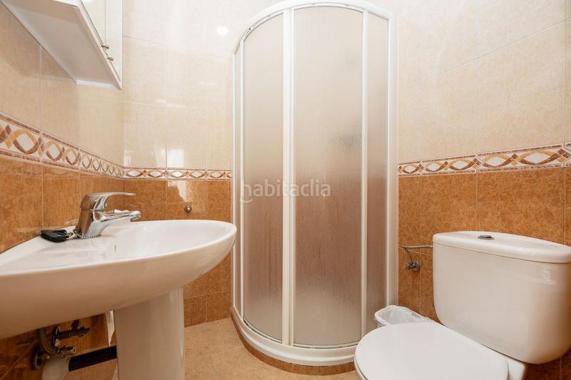 Foto fce9f425-8c68-4dff-8d42-6e8d6ef293da. Edifici a Alamedilla