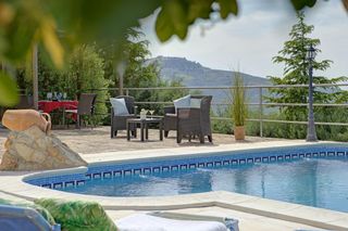 Xalet  Calle chalet. Exclusiva finca privada con viñedo y cortijo en cazorla.