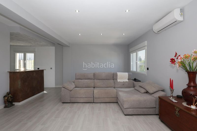 Foto b0538680-0c14-4a2e-aff3-7769bdef7dc2. Casa amb aparcament a Moraleda de Zafayona