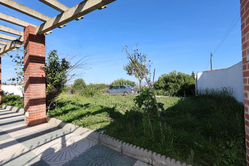 Foto eaf110ab-2cd4-4b2e-a0cd-2335105f8551. Casa amb aparcament a Moraleda de Zafayona
