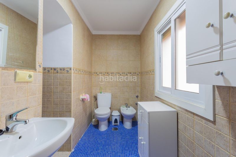 Foto bd50c0fd-ced7-40ee-8879-e68c3e32b57d. Masia a Montejícar