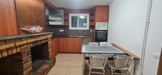 Maison jumelée à Porqueres. Pis planta baixa