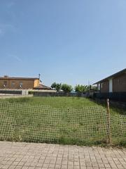 Terreny residencial a Porqueres. Terreny en venda a mata