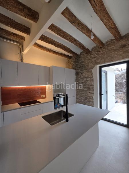 Foto db19c6ba-4ba4-46ae-9ed9-9d1fee60ab44. Alquiler piso pis al barri vell en Banyoles