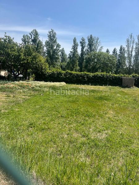 Foto 4a1b03ba-818d-4b8b-a04e-b26b9e1a3b3c. Terreny residencial a Banyoles
