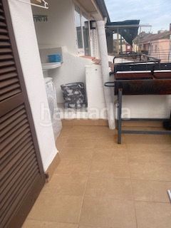 Foto b6ae3172-6134-46ae-b7d9-def2f88f43e0. Casa adossada a Banyoles