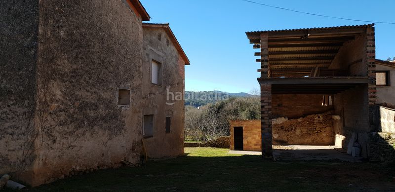 Foto b2a67e7c-7ad8-4618-b35c-9f3728175077. Masía casa rústica amb terreny a en Serinyà