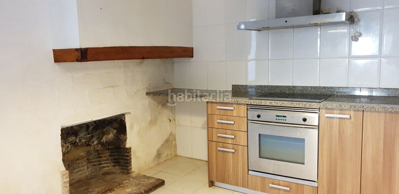 Foto bc3a2299-ce64-48c6-a8f0-aa8e3ca39dc5. Masía casa rústica amb terreny a en Serinyà