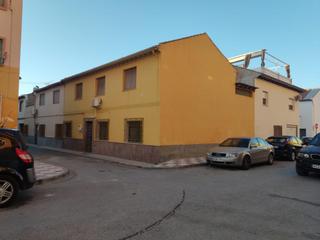 Casa aparellada en Santa Fe. Magnifica inversin en santa f!!!!!  casa de 2 alturas pareada