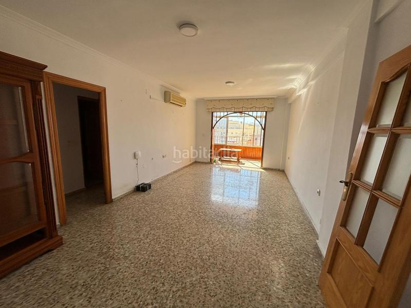 Foto b713fb9a-2af9-435c-910a-37e4fae3e339. Piso inmobiliaria garcía delgado vende piso en zona varadero!!!!!!!!!!!!!!!!!!!!!!!! en Motril