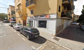 Rent Business premise in Calle calle virgen de la fuensanta 1. Local junto a sagrada familia, la chana