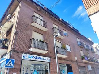 Pis en Avda. De los Ogjares. Inmobiliaria garca delgado vende amplio y luminoso piso en armi
