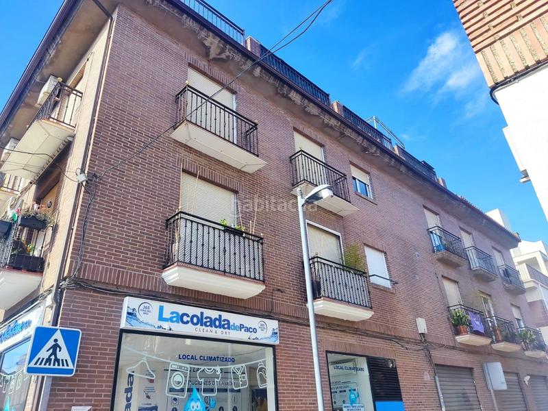 Foto 345f9f03-cd23-4964-a7f2-26a0f52be0de. Piso inmobiliaria garcía delgado vende amplio y luminoso piso !!!! y en esquina!!!!! en Armilla