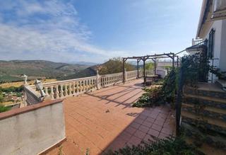 Chalet  Calle claveles. Garcia delgado vende fabulosa casa independiente con vistas de i