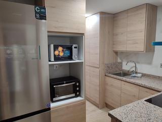 Miete Etagenwohnung  Calle maestro lecuona. Inmobiliaria garcía delgado alquila para estudiantes!!!!!! cocqu