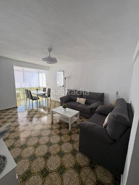 Foto 2fc1dfff-c057-41fc-a3f0-ba8f177e5ce2. Alquiler piso inmobiliaria garcía delgado alquila precio piso justo al lado de las facultades!!!!!!!!!!!!!! en Granada