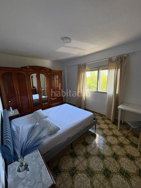 Foto 8787cd6b-c024-46eb-bd95-fe049b810fee. Alquiler piso inmobiliaria garcía delgado alquila precio piso justo al lado de las facultades!!!!!!!!!!!!!! en Granada
