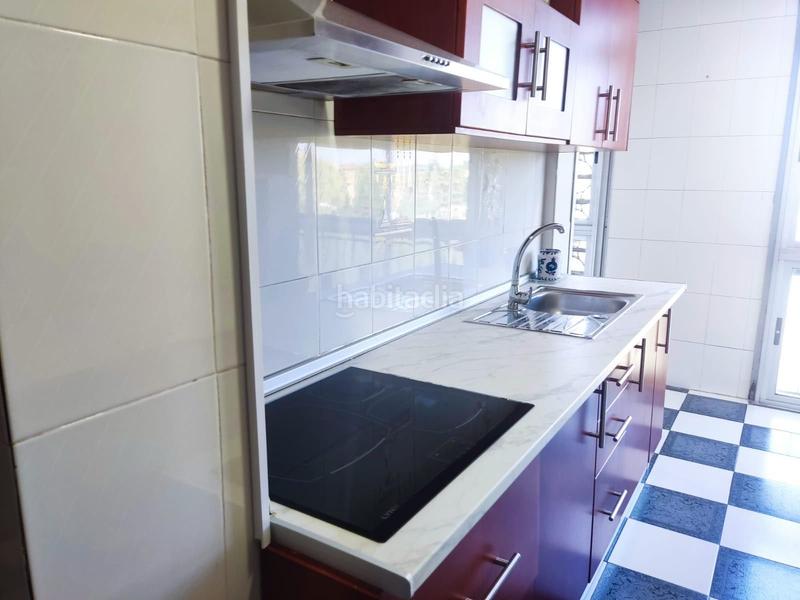 Foto 973eda08-0c89-40a3-b905-1f25995b4e00. Alquiler piso inmobiliaria garcía delgado alquila precio piso justo al lado de las facultades!!!!!!!!!!!!!! en Granada