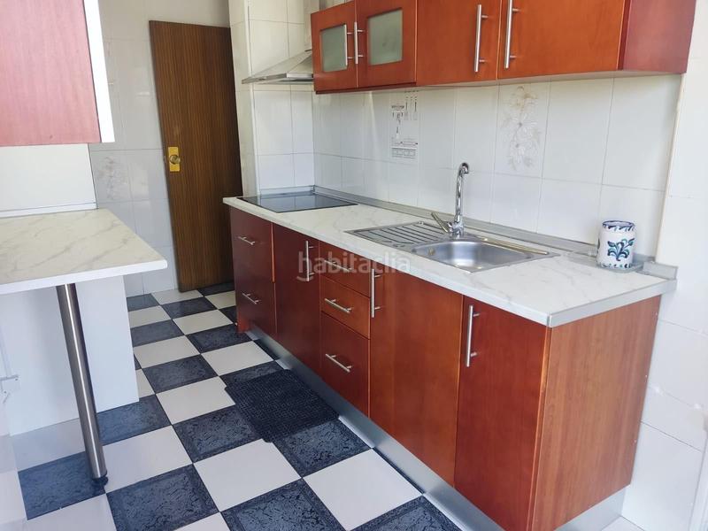 Foto c26df758-48cd-43bd-aa73-41e2984a4a44. Alquiler piso inmobiliaria garcía delgado alquila precio piso justo al lado de las facultades!!!!!!!!!!!!!! en Granada