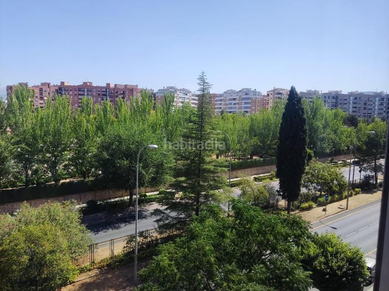Foto e8f6c0be-a773-44d4-9f74-3bc14e882de8. Alquiler piso inmobiliaria garcía delgado alquila precio piso justo al lado de las facultades!!!!!!!!!!!!!! en Granada