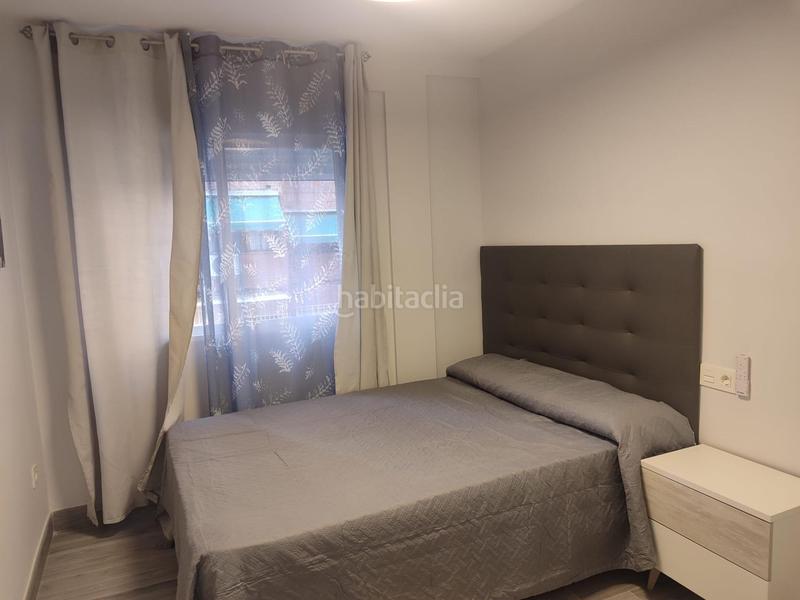 Foto 0ffb9978-d9d2-40c6-88e8-aa0706d28705. Alquiler piso  reformado en alquiler avenida andaluces, la chana, en Granada
