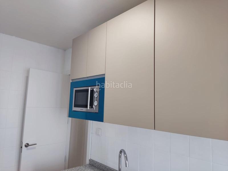 Foto 2172ad7f-69c4-483e-ad80-d5dd118f4106. Alquiler piso inmobiliaria garcía delgado alquila precioso piso en la chana!!!!!!!!!!!!!! en Granada