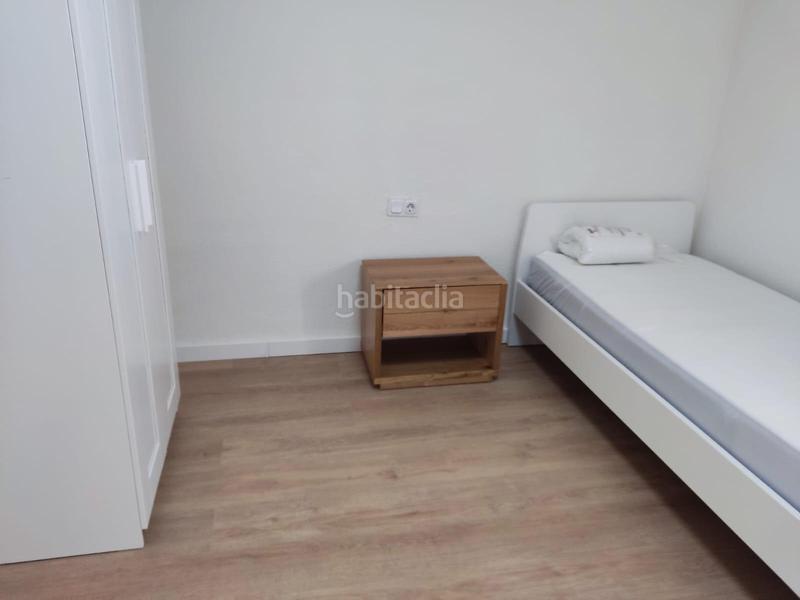 Foto 6c90f501-02d1-47c9-b1f8-8fc600d8085e. Alquiler piso inmobiliaria garcía delgado alquila precioso piso en la chana!!!!!!!!!!!!!! en Granada