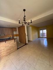 Dúplex a Residencial Triana - Barrio Alto. Inmobiliaria garcía delgado, alquila fabuloso duplex a la entrad