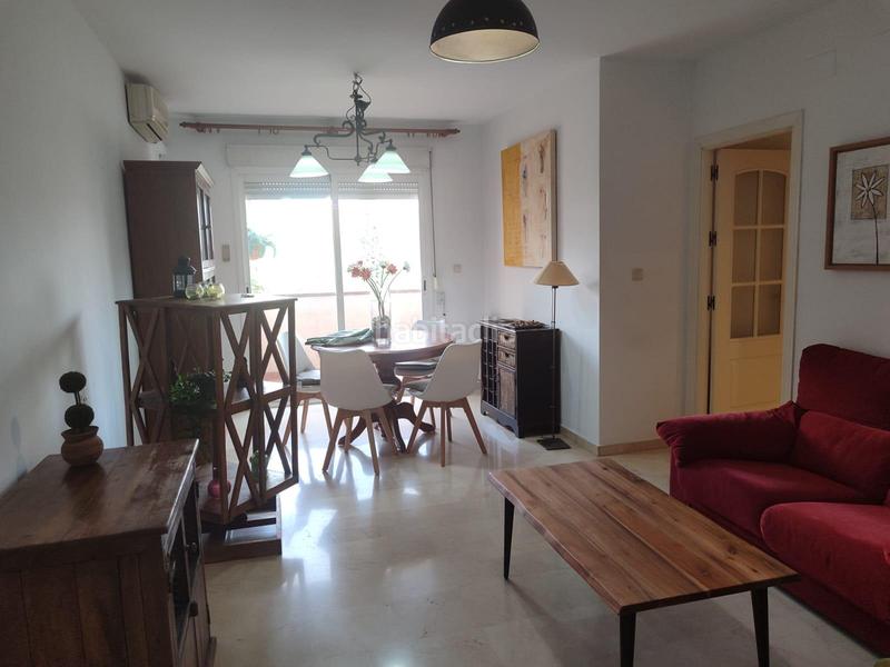 Foto 1121df88-81cd-4eb5-b4fb-e9c671a93f36. Alquiler piso inmobiliaria garcía delgado alquila fantantisco piso con piscina comunitaria y garaje!!!!!!!!!!!! en Granada