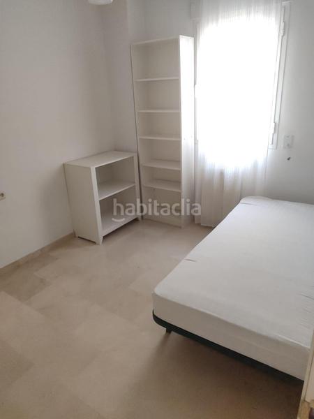 Foto 4480d697-a6e2-42ae-9bda-d40882a79b89. Alquiler piso inmobiliaria garcía delgado alquila fantantisco piso con piscina comunitaria y garaje!!!!!!!!!!!! en Granada